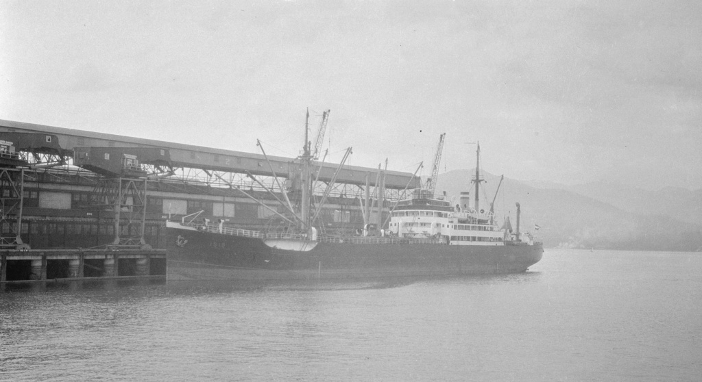 Photos General cargo avant 1940 (Plus 3000gt) 13 Isis10