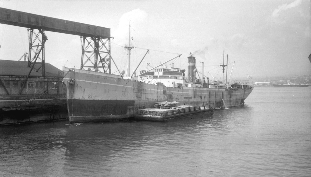 mai 1940 - Photos General cargo avant 1940 (Plus 3000gt) 7  Master10