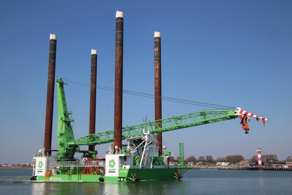 Photos de navires Luxembourgeois Armateur enre Belgique N/S Neptun10