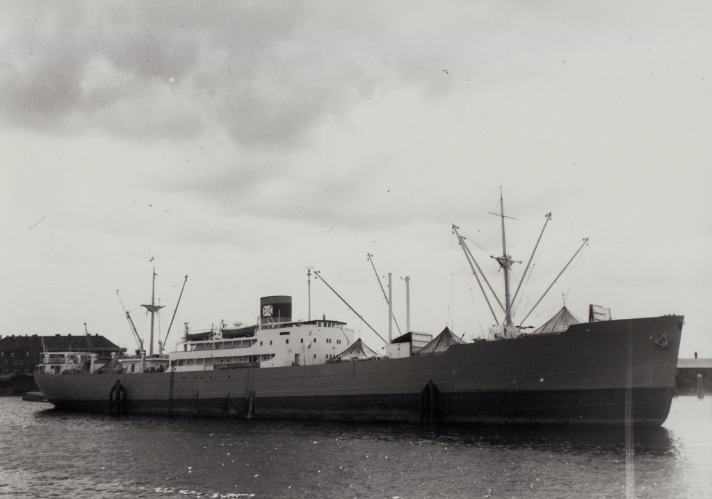 Photos General cargo avant 1940 (Plus 3000gt) 5 Popi_p10