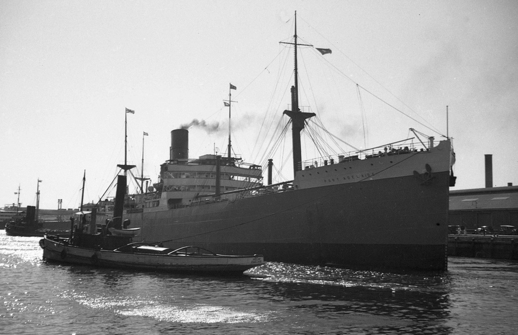 Photos General cargo avant 1940 (Plus 3000gt) 5 Port_a10