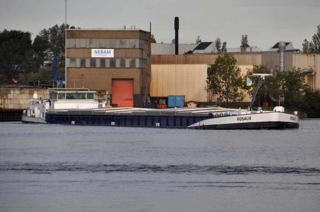 Photos de navires Luxembourgeois Armateur enre Belgique N/S Rosali10