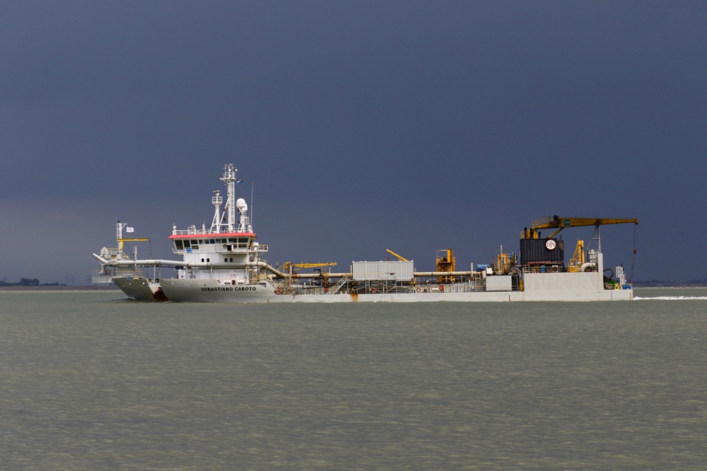 Photos de navires Luxembourgeois Armateur enre Belgique N/S Sebast10