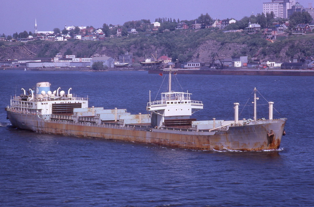 Photos Navires du monde construit entre 1950-1960 (6) Triton10