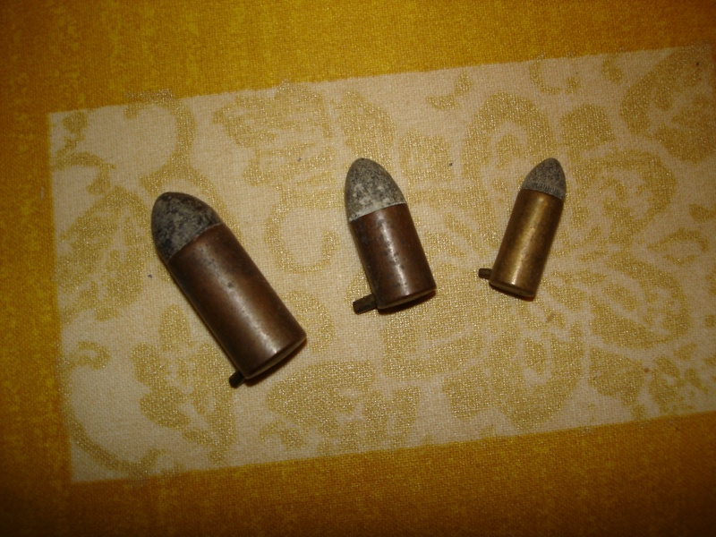 Petite collection de munitions retrouvé dans un carton au grenier Dsc04216