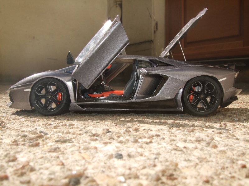 Lamborghini Aventador LP700-4 (Aoshima 1:24) Aventa10