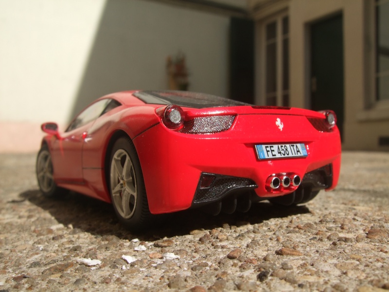 Ferrari 458 Italia (Revell 1:24) Aventa27