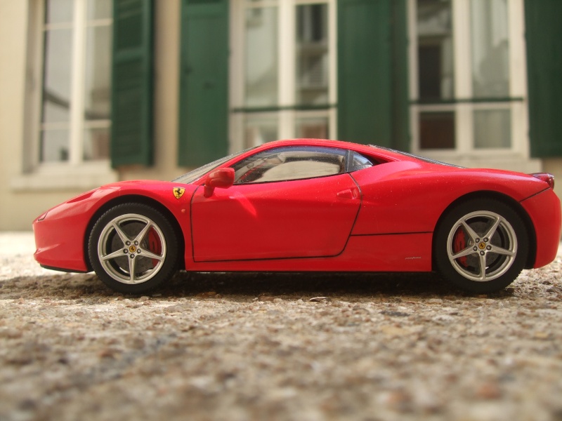 Ferrari 458 Italia (Revell 1:24) Aventa29