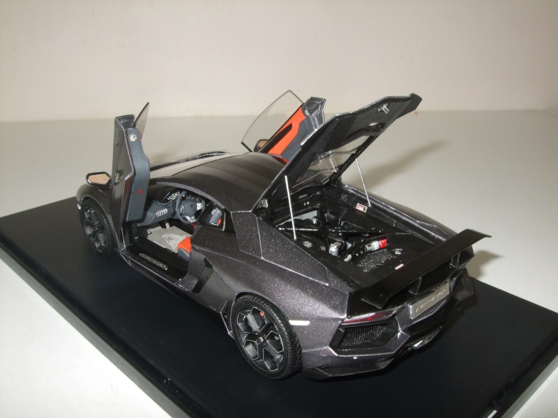 Lamborghini Aventador LP700-4 (Aoshima 1:24) Lambo_43