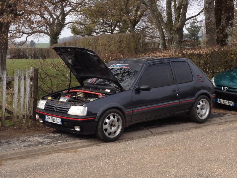 [Alex52] 205 GTI 1.6L Gris Graphite 1985 Img_2122