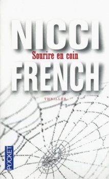 FRENCH Nicci, Sourire en coin  Couv3711