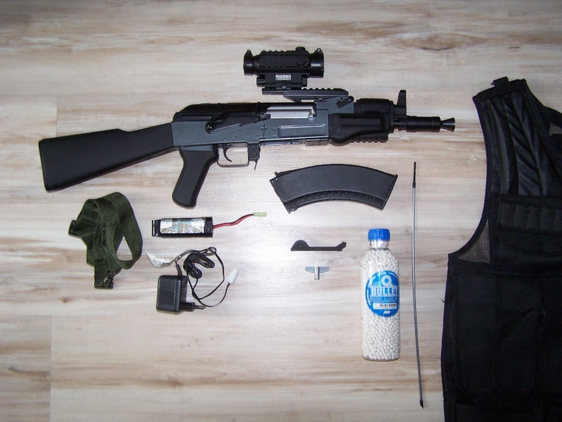 Vend AK 47 Spetsnaz + Visée point rouge multi rails + Rail pour Kalashnikov latéral démontage rapide 111