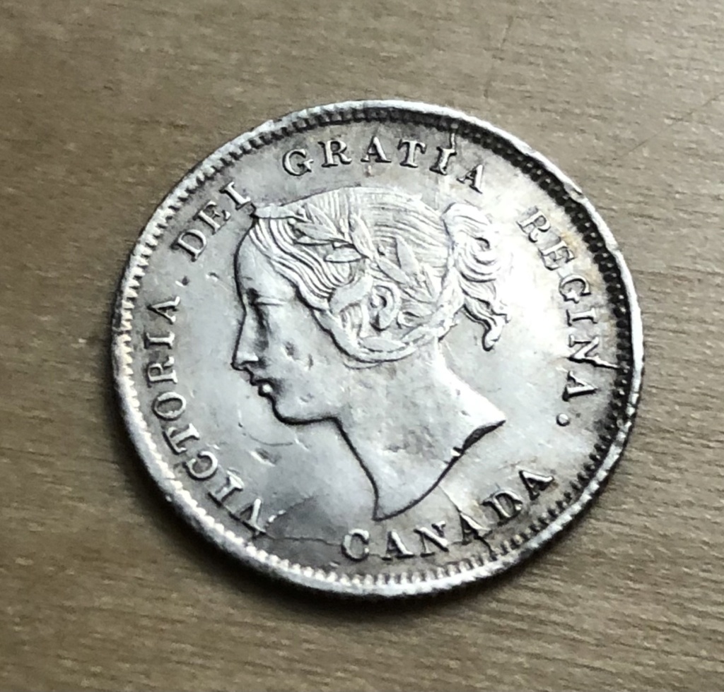 1870 - Coin Cassé & Retenue à l'Avers (Obv. Ret. Brok. Die) & Coin Entrechoqué 2 côtés (Die Clash) Img_4713
