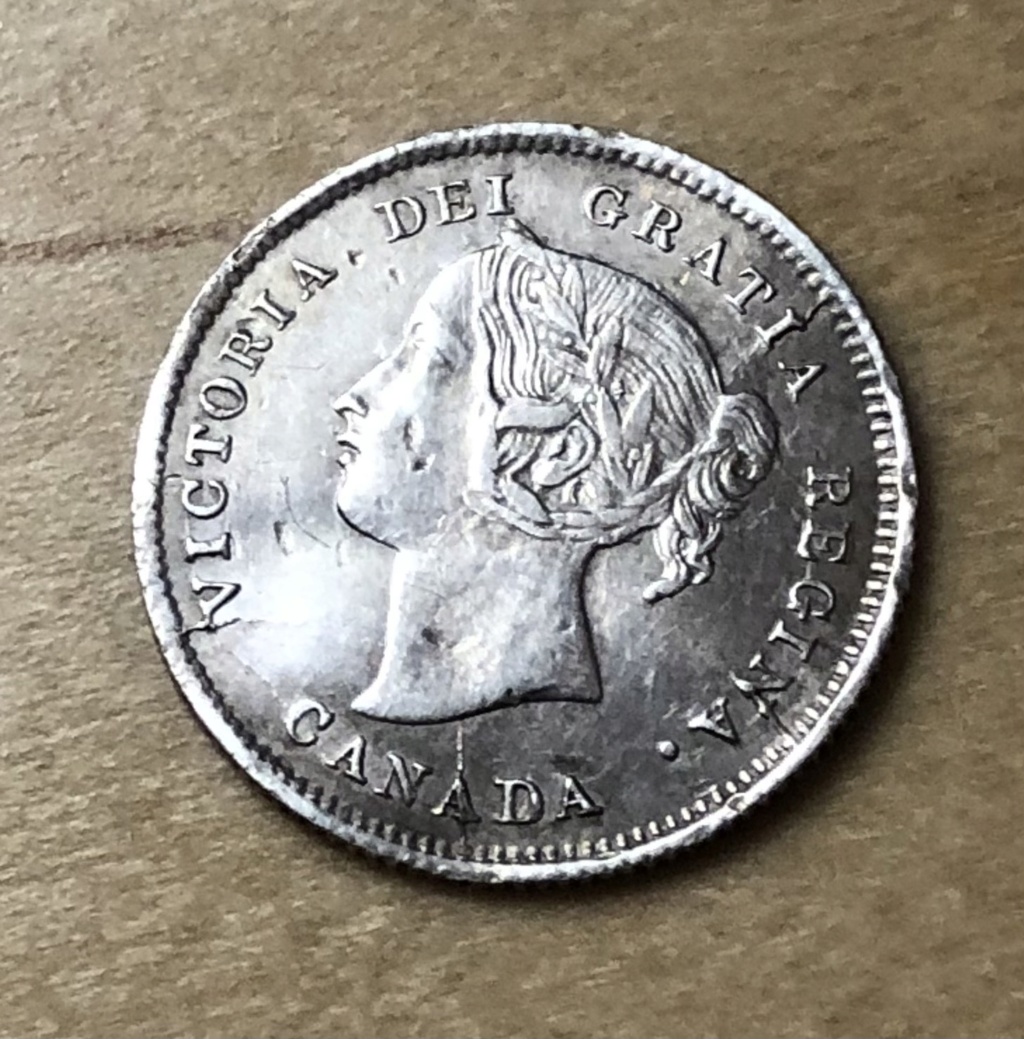 1870 - Coin Cassé & Retenue à l'Avers (Obv. Ret. Brok. Die) & Coin Entrechoqué 2 côtés (Die Clash) Img_4714