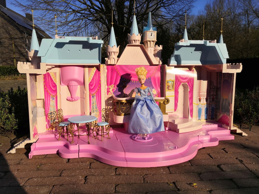 The Disney Castle Collection - Page 6 92575310