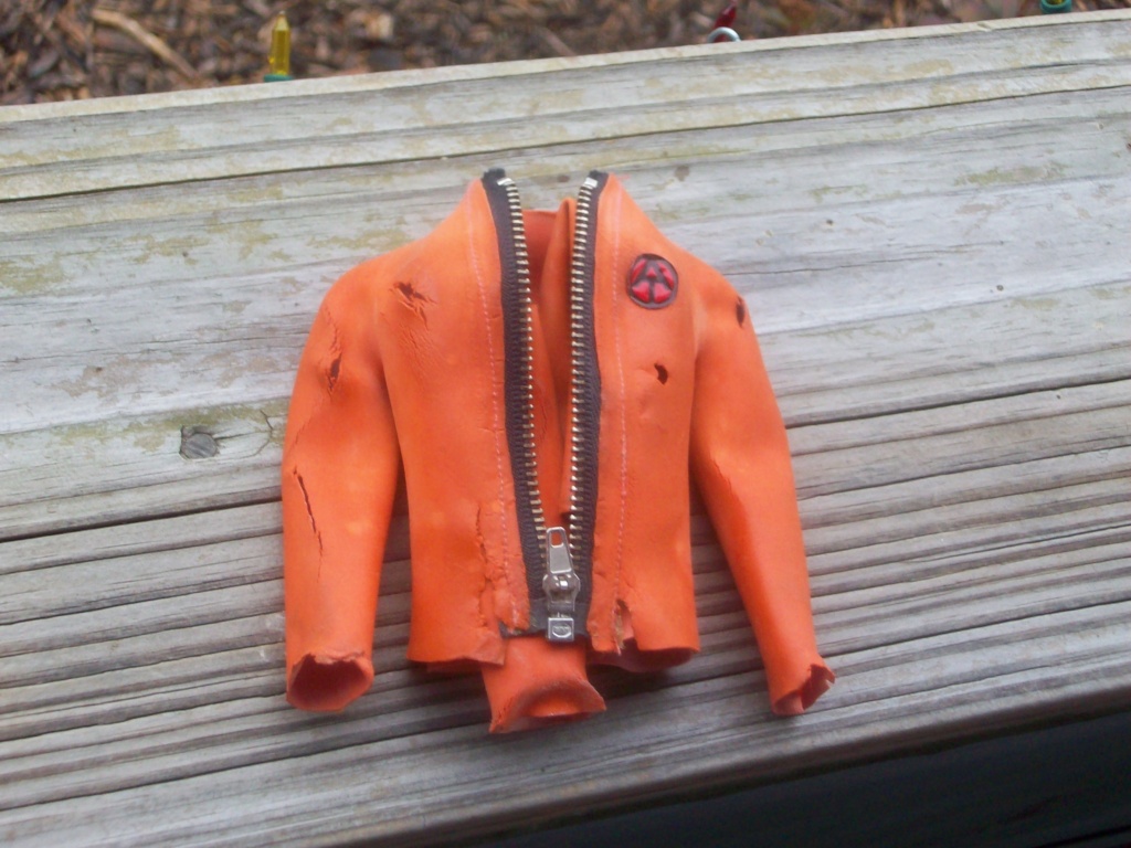 My orange rubber dive-suit finally bit the dust... 209_7412