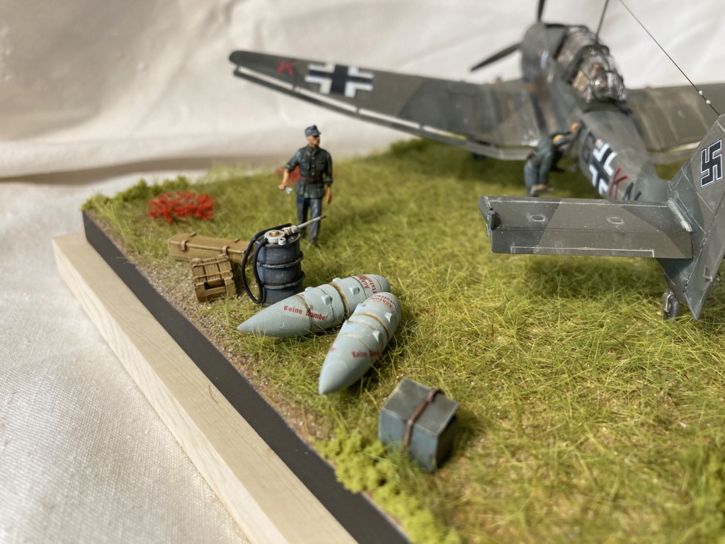 [Airfix] La fin d'un règne ,Stuka 87B Bataille d'Angleterre  Img_7642