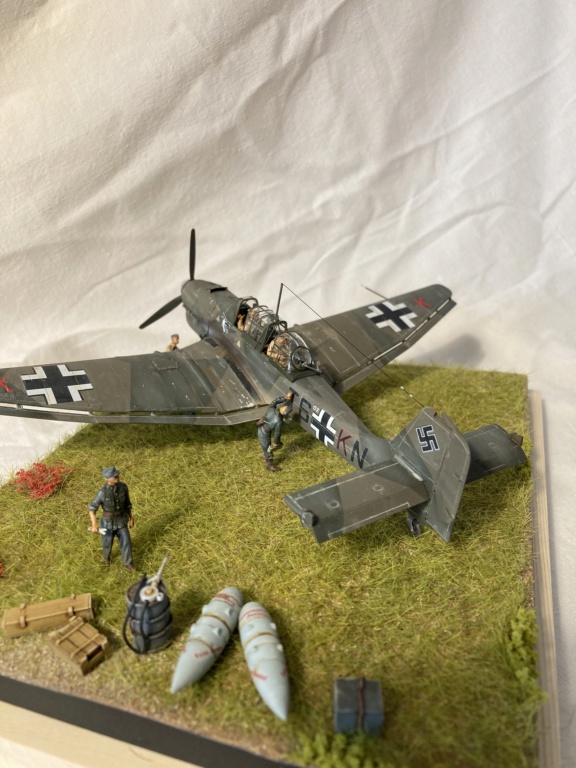 [Airfix] La fin d'un règne ,Stuka 87B Bataille d'Angleterre  Img_7649