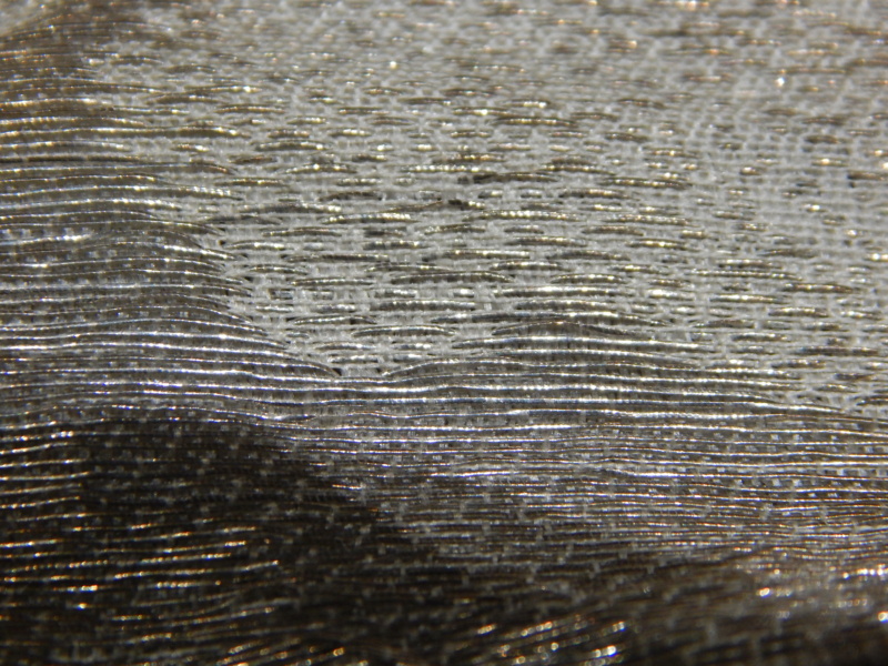 Ancien tissu avec fil métallique argenté Dscn5214