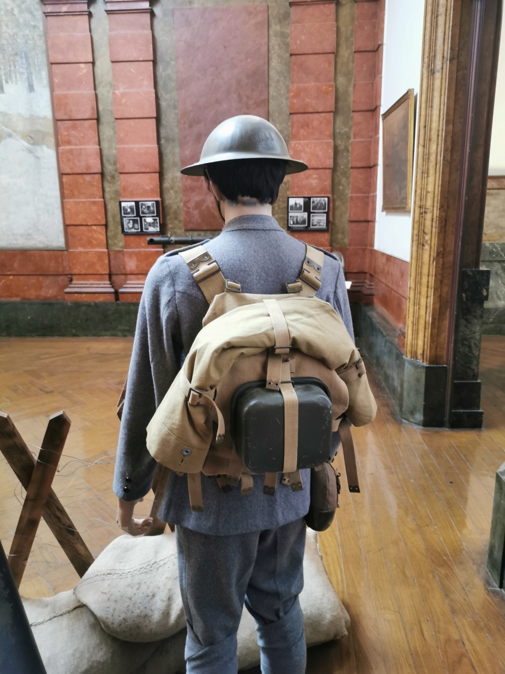 Le soldat portugais 1917-1918 (photos du musée militaire de Lisbonne) Img_2045