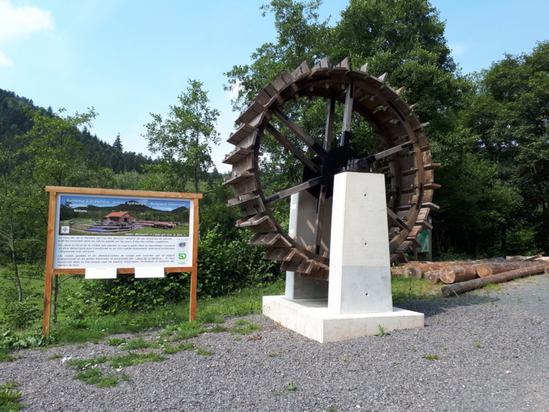 Une scierie qui renait de ses cendres - Page 2 20180783