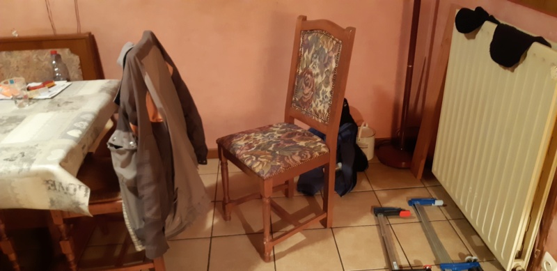 RÉPARATION TABLE ET CHAISES en bois... 20200224
