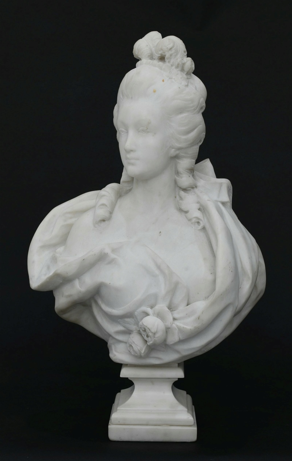 Collection bustes de Marie Antoinette - Page 13 16019910