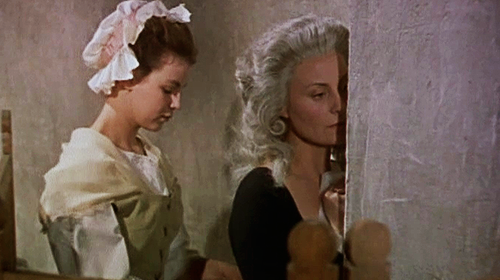 MARIE ANTOINETTE - Marie Antoinette avec Michèle Morgan (Delannoy) - Page 11 Tumblr10