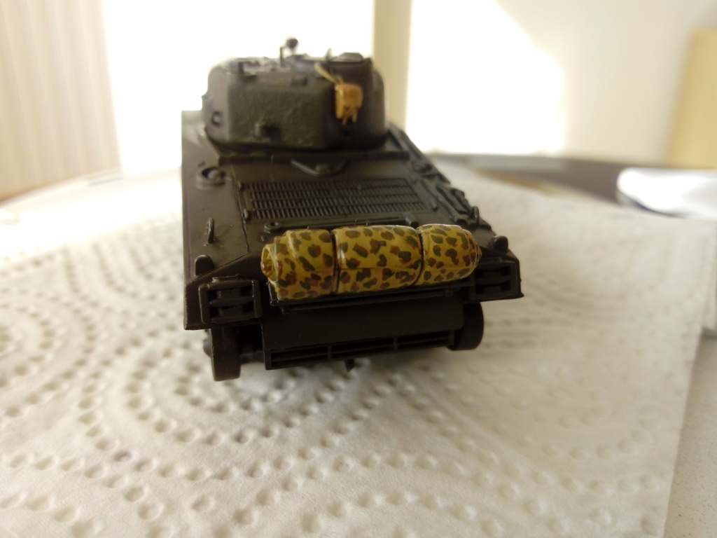 Sherman M4A3 1/72 Trumpeter Img_2139