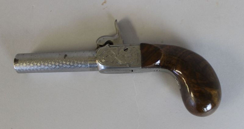 restaurer une crosse de pistolet de coffre 16_1_110