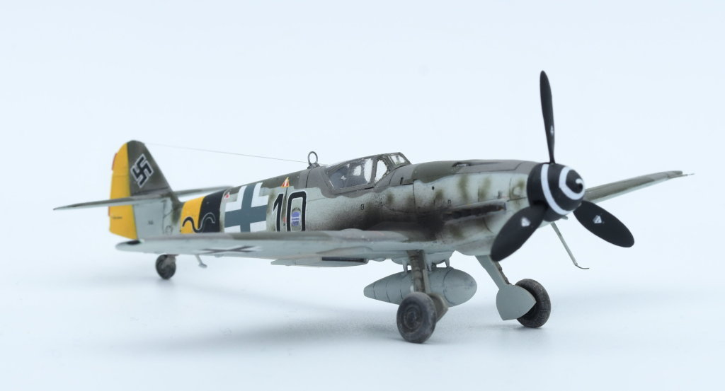 (GB JICEHEM) [AZ Model] Messerschmitt Bf109G-14/AS  1/72 - Page 2 Bf_10130