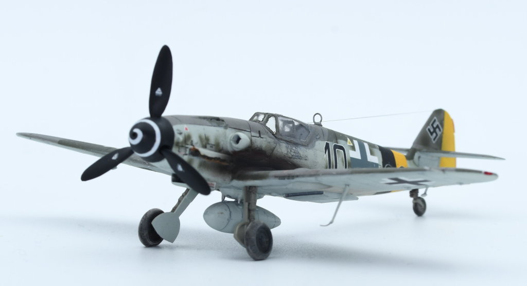 (GB JICEHEM) [AZ Model] Messerschmitt Bf109G-14/AS  1/72 - Page 2 Bf_10131