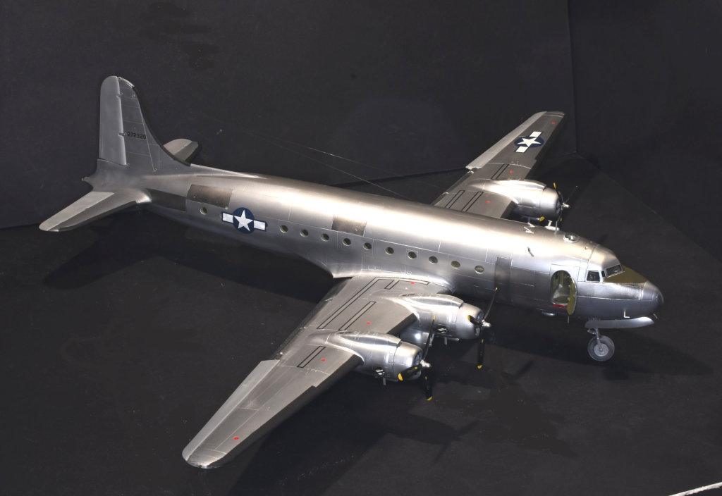 (GB "Multimoteurs ") [Revell] Douglas C-54 Skymaster 1/72 - Page 2 C54_b-14