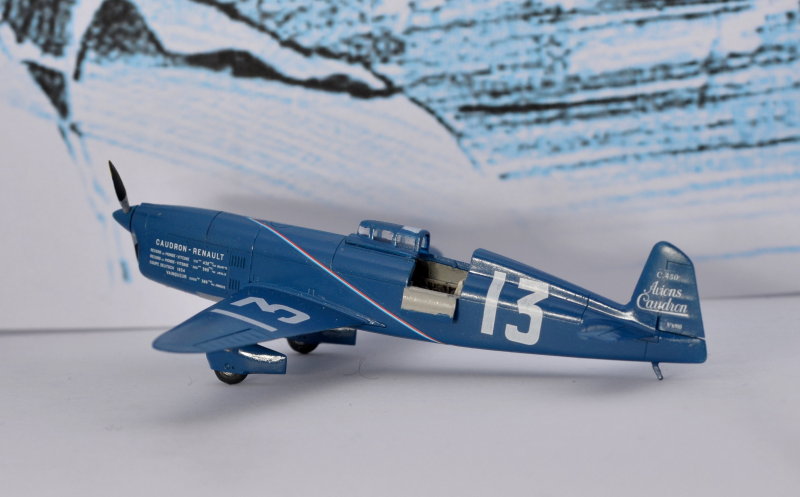[Arma Hobby] 1/72 - Bell P-39 Airacobra  - Page 2 Caudro10