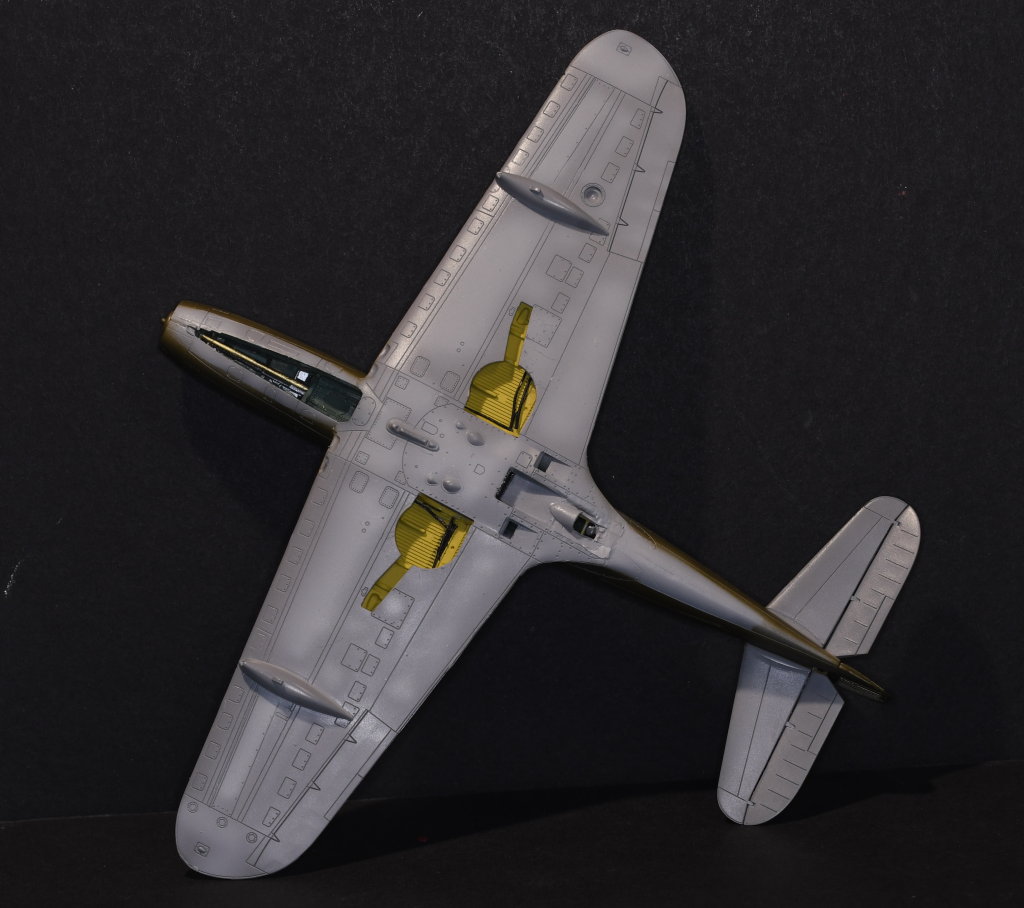 [Arma Hobby] 1/72 - Bell P-39 Airacobra  Croix194