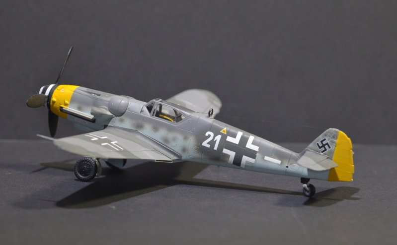 Série Bf109 versions rares - l'histoire continue : Bf 109 E5 Croix_95