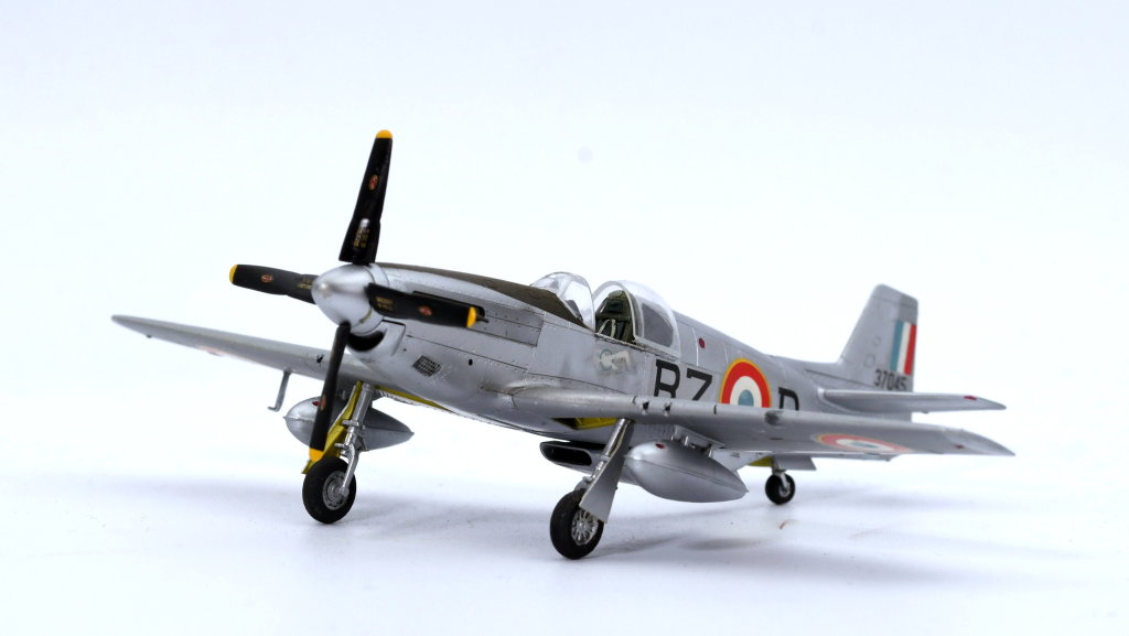 North American F6 C - Maquettes Arma Hobby et Academy - 1/72 F6_c1_23