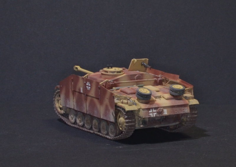 un trio de Stu(G/H) - maquettes Dragon 1/72 Stug_i14