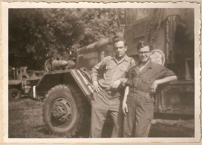 partage mémoire André LECLERC Sgt-MdL ? Groupe G.T.R 2°DB 1944-018