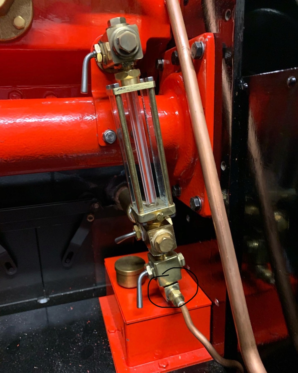 Boiler water gauge fitting  Cc778610