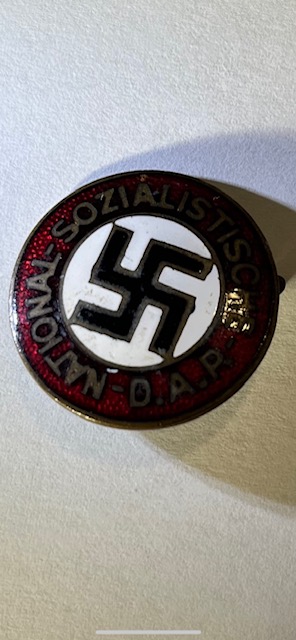 Insigne NSDAP pour authentification Thumbn10