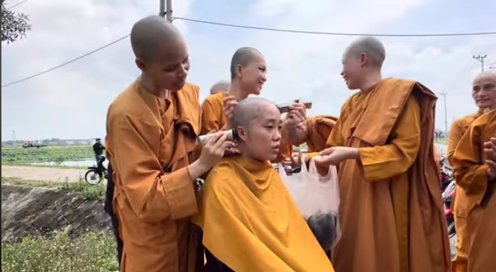 Đoản khúc bóng đen PGVN cận & đương đại. Phần III - Page 2 Giao-p10