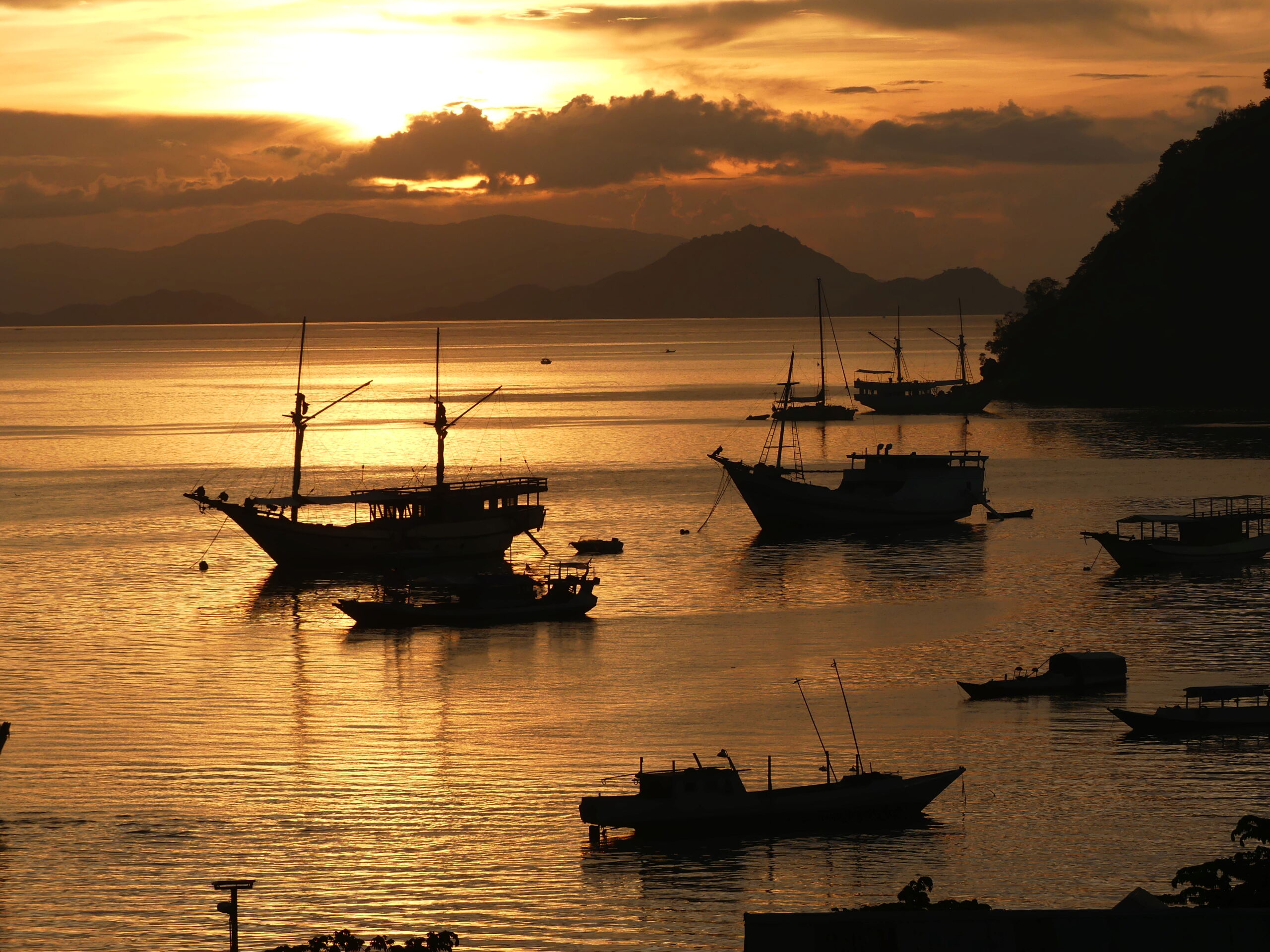 Concours de photos du mois d'avril 2023 : LES PORTS - Page 3 P1020411