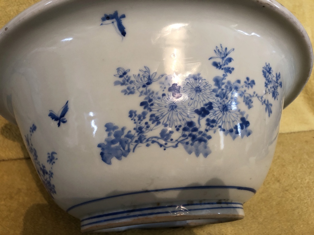 Chinoiserie decorated washbowl  Img_3910