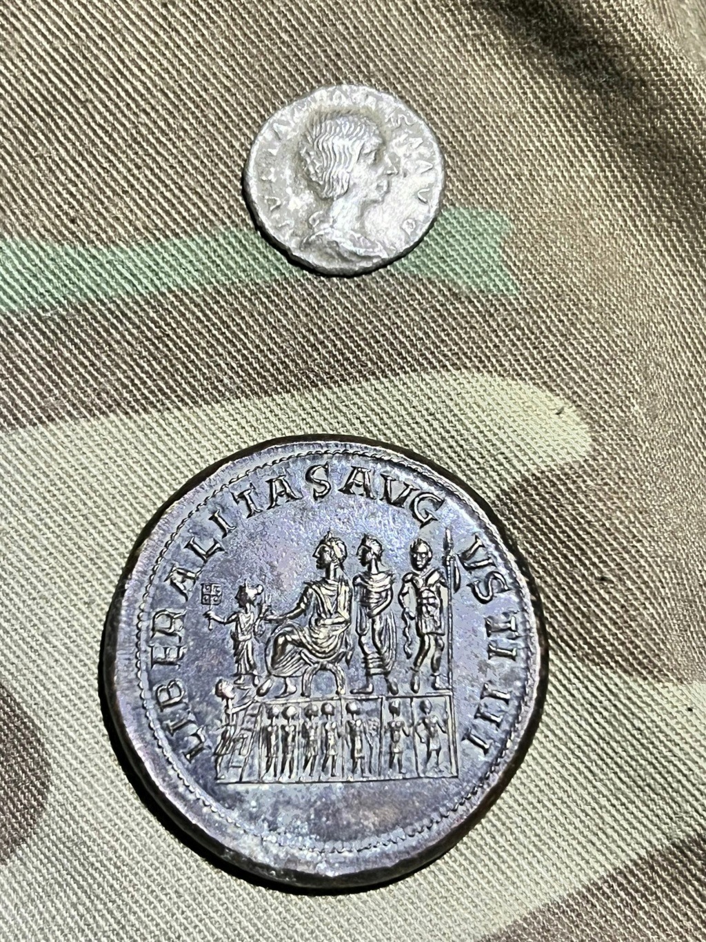 Gordian III LIBERALITAS AVGVSTIII Medallion Nncw8011