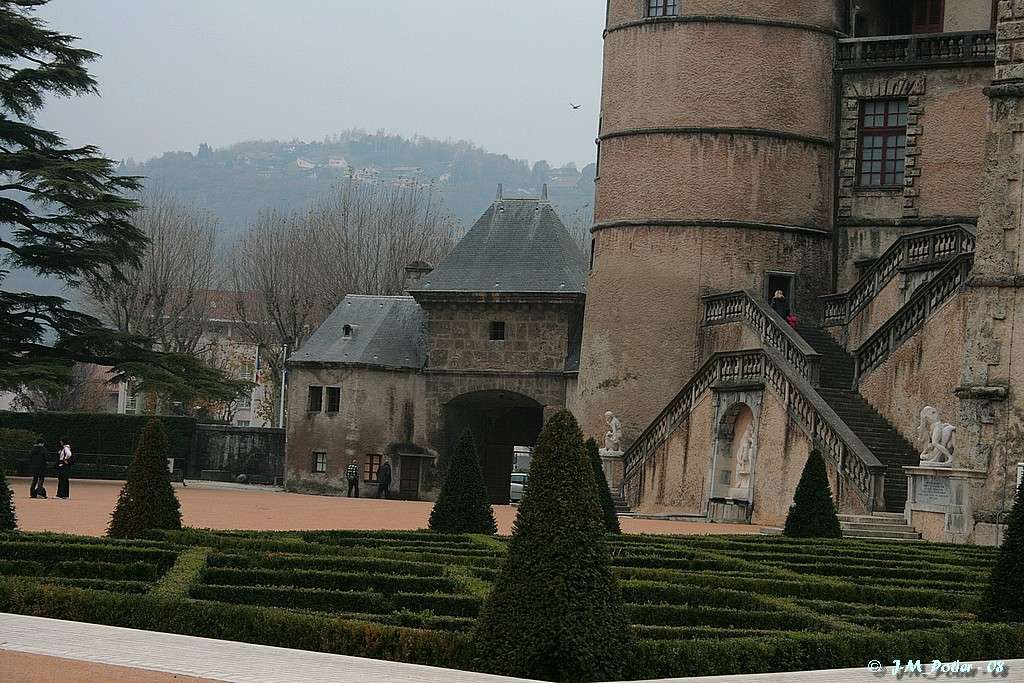 Le Chateau de VIZILLE (Isère) Chatea12