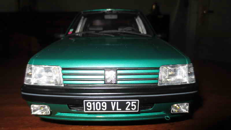 PEUGEOT 205 GTI GRIFFE 1/12 Img_0016
