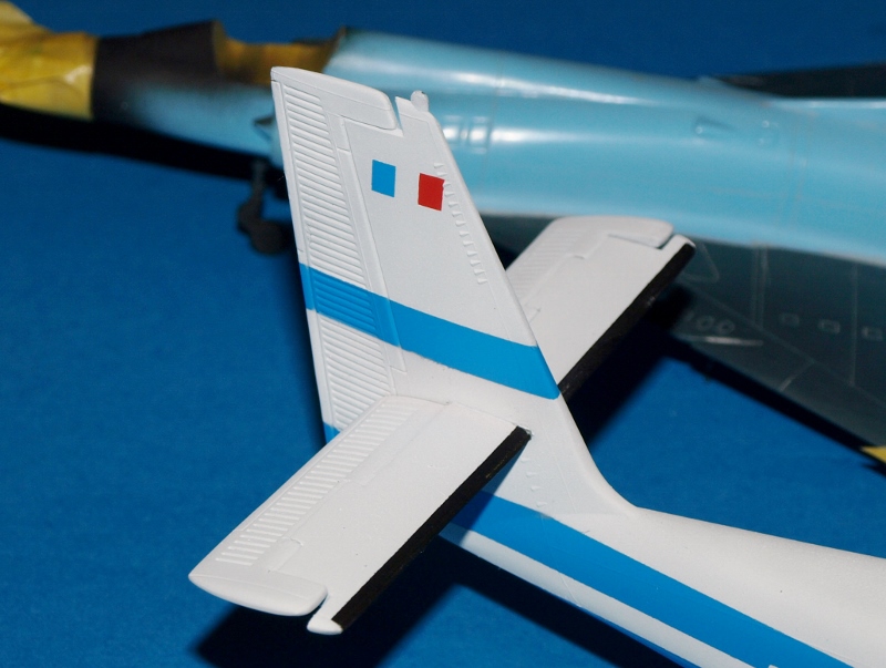 [Matchbox]DHC-6 Twin Otter 1/72. Finex le 12/09/13 (page 4). - Page 2 P1011219