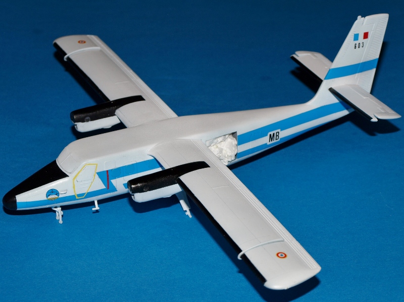[Matchbox]DHC-6 Twin Otter 1/72. Finex le 12/09/13 (page 4). - Page 2 P1011232