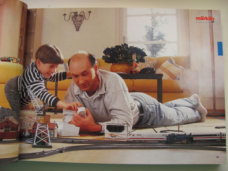 [Märklin] Catalogue 1999-2000 Img_0438